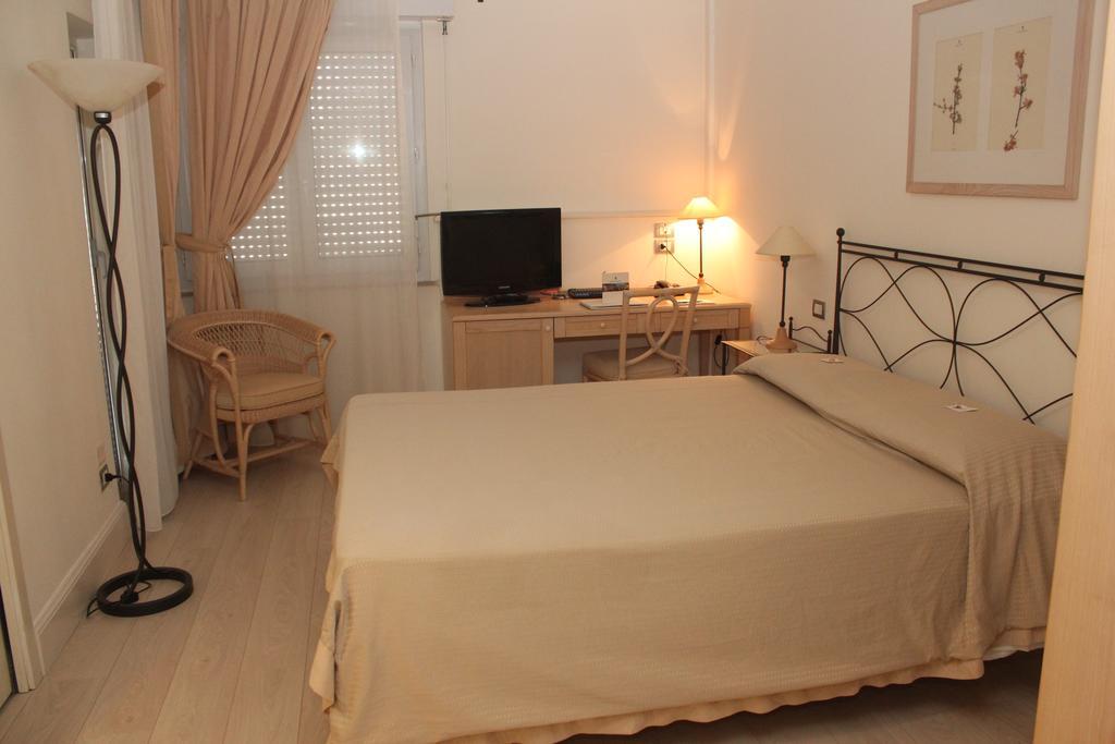 Hotel Sirolo Esterno foto