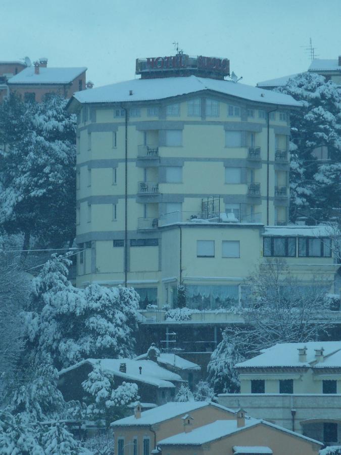 Hotel Sirolo Esterno foto